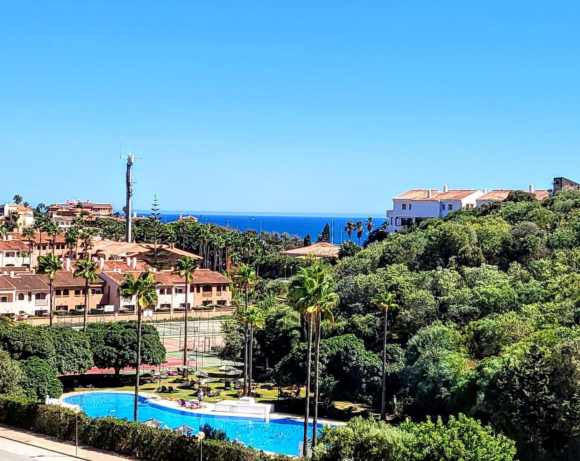 Spacious And Stylish Penthouse In Mijas Appartement El Faro