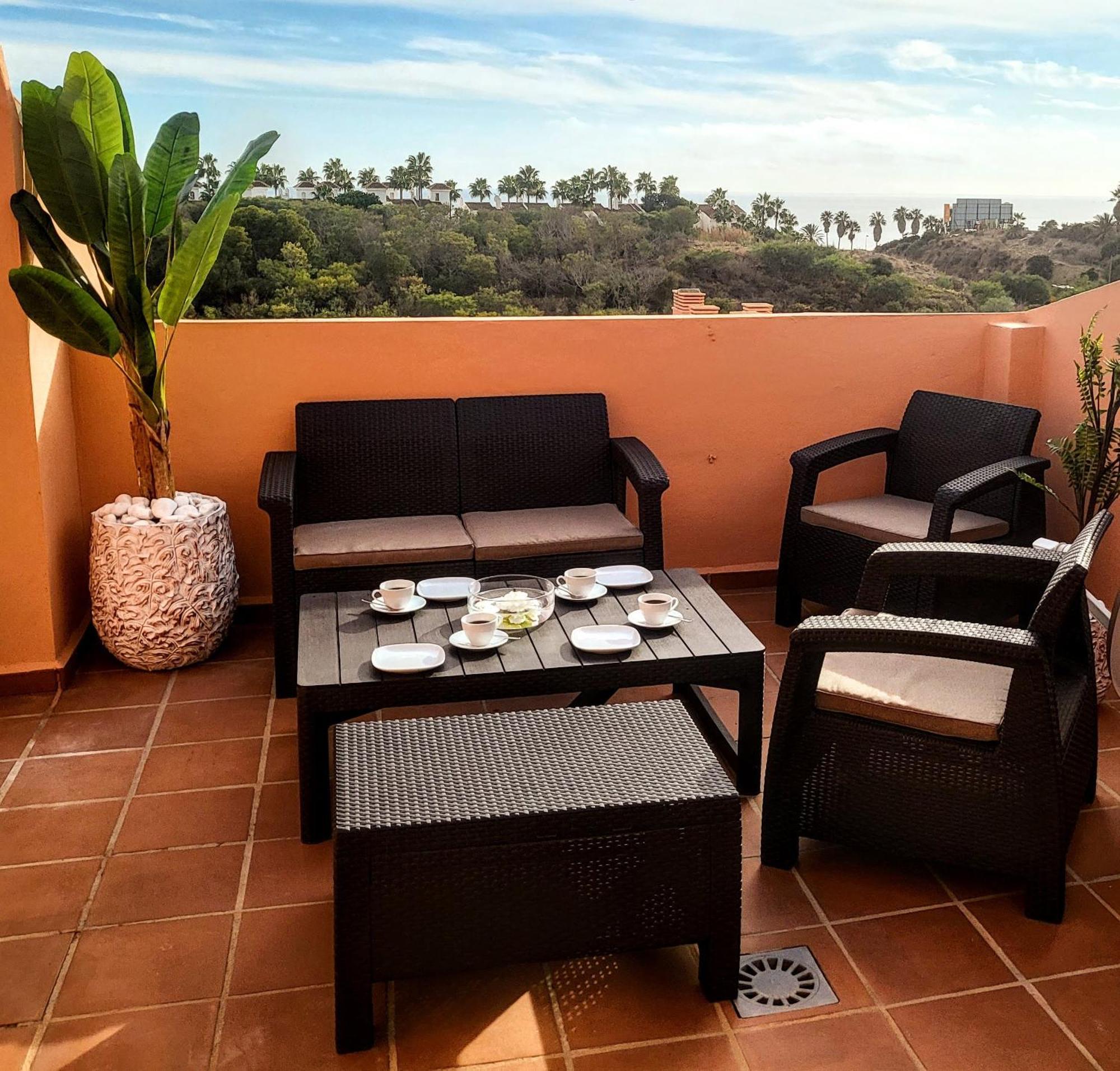 Spacious And Stylish Penthouse In Mijas Appartement El Faro